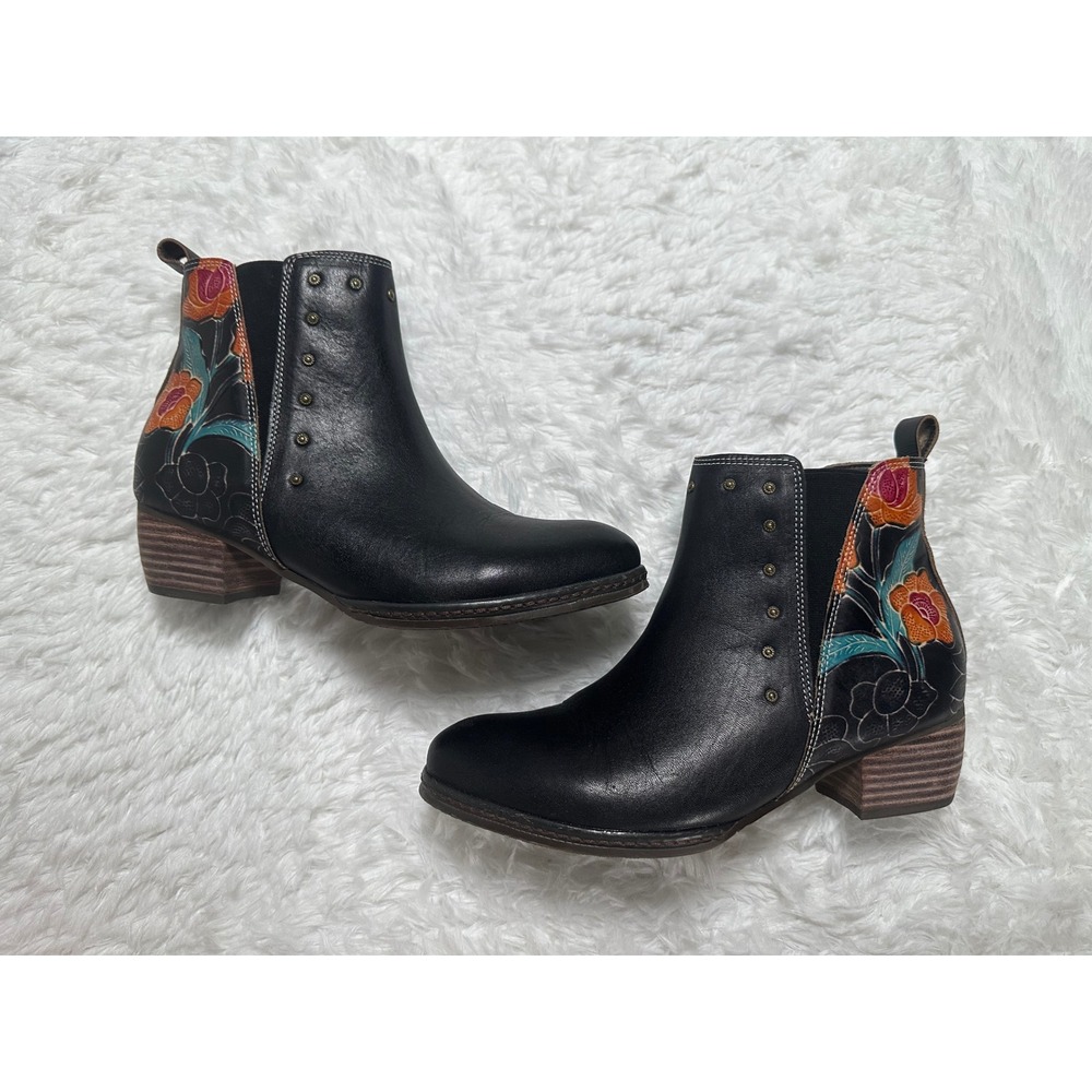 L'Artiste Spring Step Jasida Black Leather‎ Floral Ankle Boots Women's Size 39